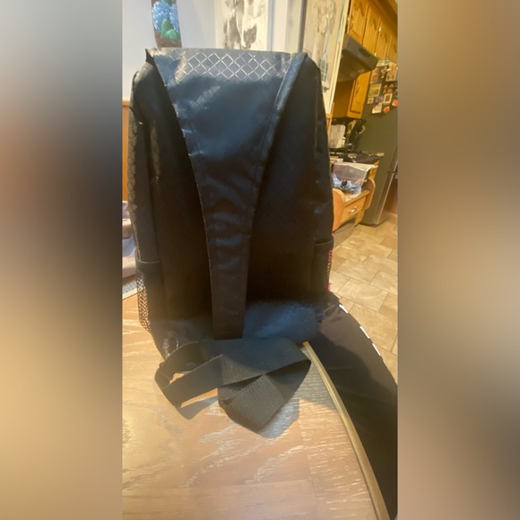 Thirty one bag new WO tags great for travel - Picture 3 of 3